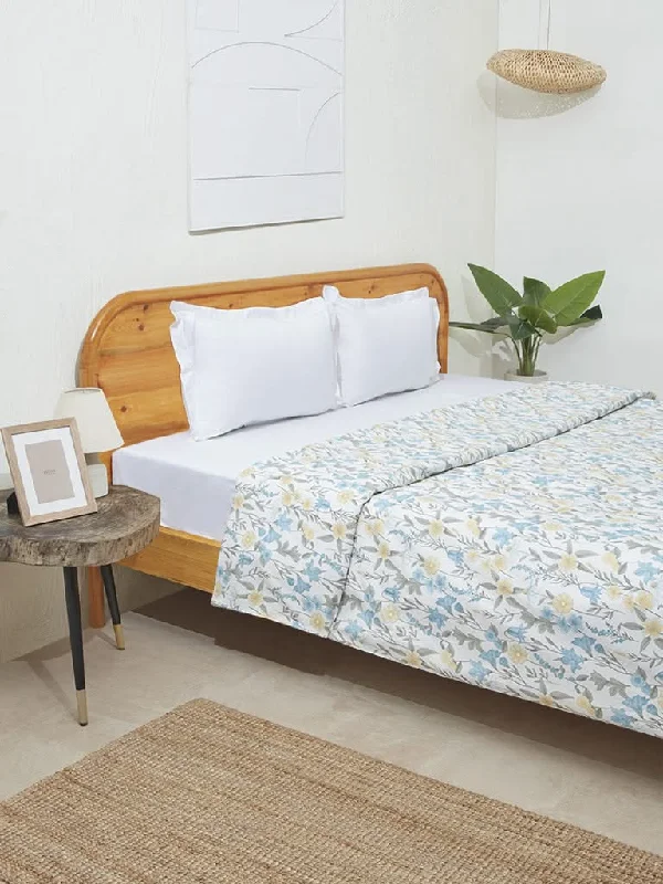 Women's pants for running Wide - leg women jeans for a modern and relaxed vibe Westside Home Blue Chintz Floral Design King Duvet Cover