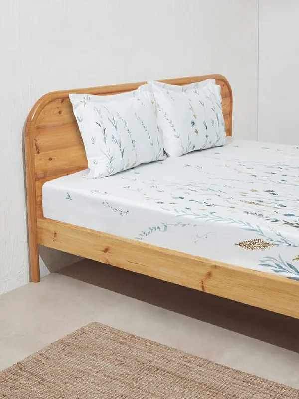 Women's pants with quick - dry fabric Button - fly women jeans with a traditional touch Westside Home Blue Floral Design Double Bed Flat Sheet and Pillowcase Set