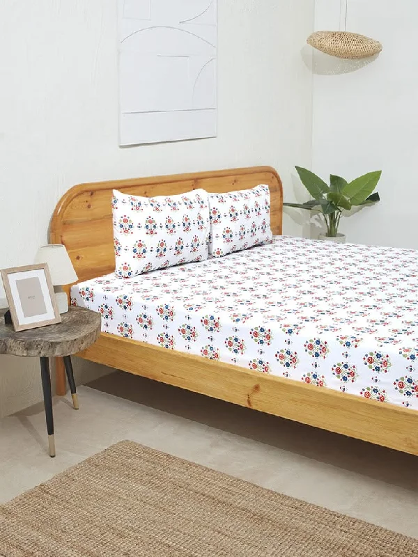 Women's denim shorts - style pants Light - wash women jeans for a fresh and summery appearance Westside Home Multicolour Bell Damask Double Polycot Bedding and Pillowcover Set
