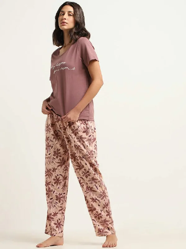 Women's designer brand pants High - rise flare women jeans for a 70s - inspired look Wunderlove Brown Floral Cotton Pyjamas Women's designer brand pants High - rise flare women jeans for a 70s - inspired look Wunderlove Brown Floral Cotton Pyjamas