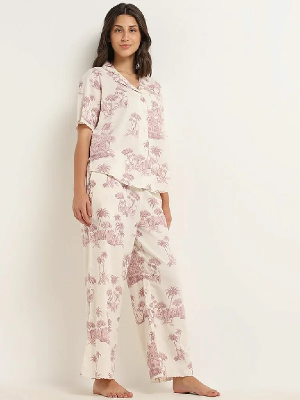 Women's pocket - equipped casual pants Button - fly women jeans with a traditional touch Wunderlove Off-White Printed Cotton Shirt and Pyjama Set