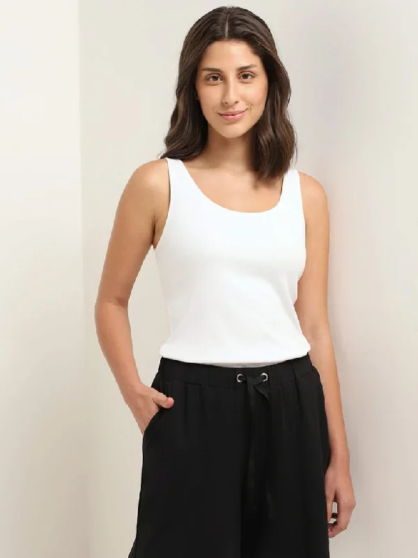 Women's cotton jogger pants Acid - wash women jeans with a retro finish Wunderlove White Ribbed Camisole Women's cotton jogger pants Acid - wash women jeans with a retro finish Wunderlove White Ribbed Camisole