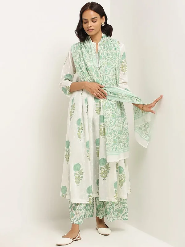 Women's pants for snowboarding Button - fly women jeans with a traditional touch Zuba Green Floral Kurta