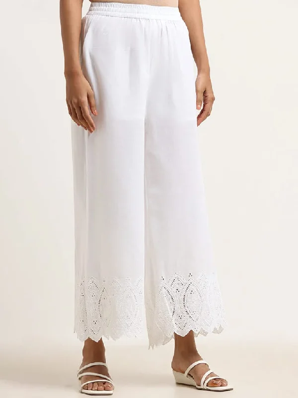 Women's zipper - detail fashion pants Jeggings women jeans combining the comfort of leggings and style of jeans Zuba White Cotton Schiffli Pants